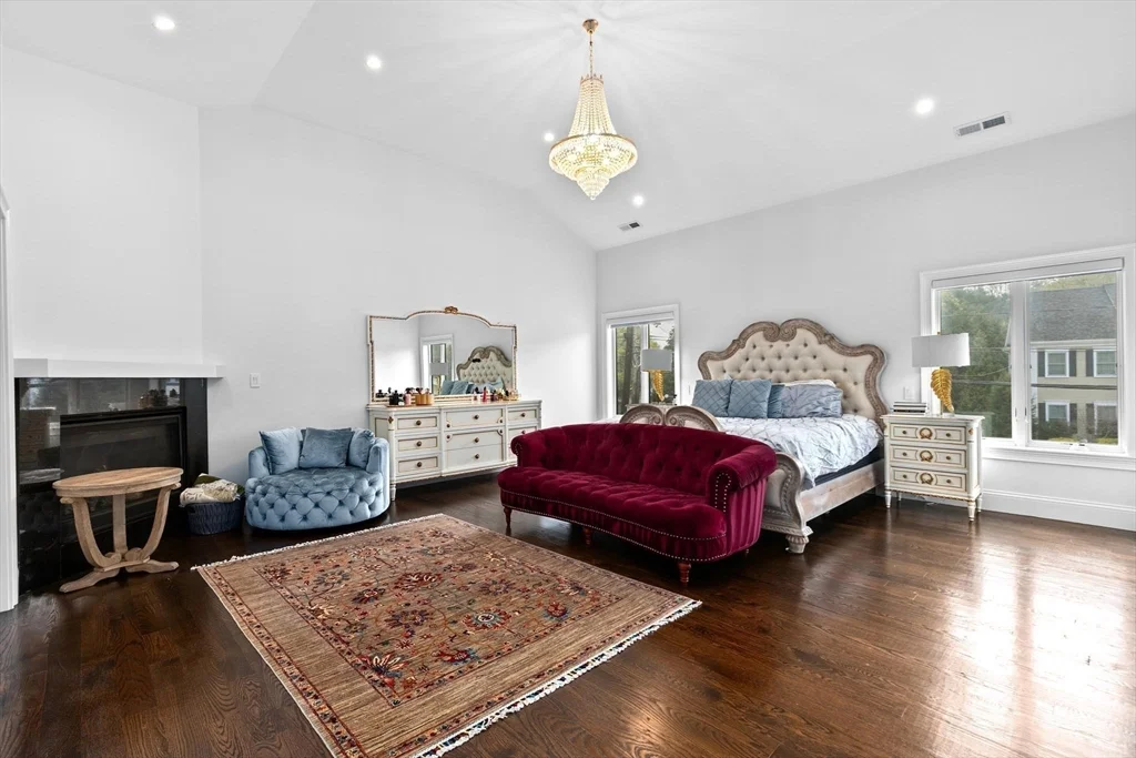 5 bed, 4+ bath apartment for rent at 110 Redwood Rd, Oak Hill — photo 11 of 20