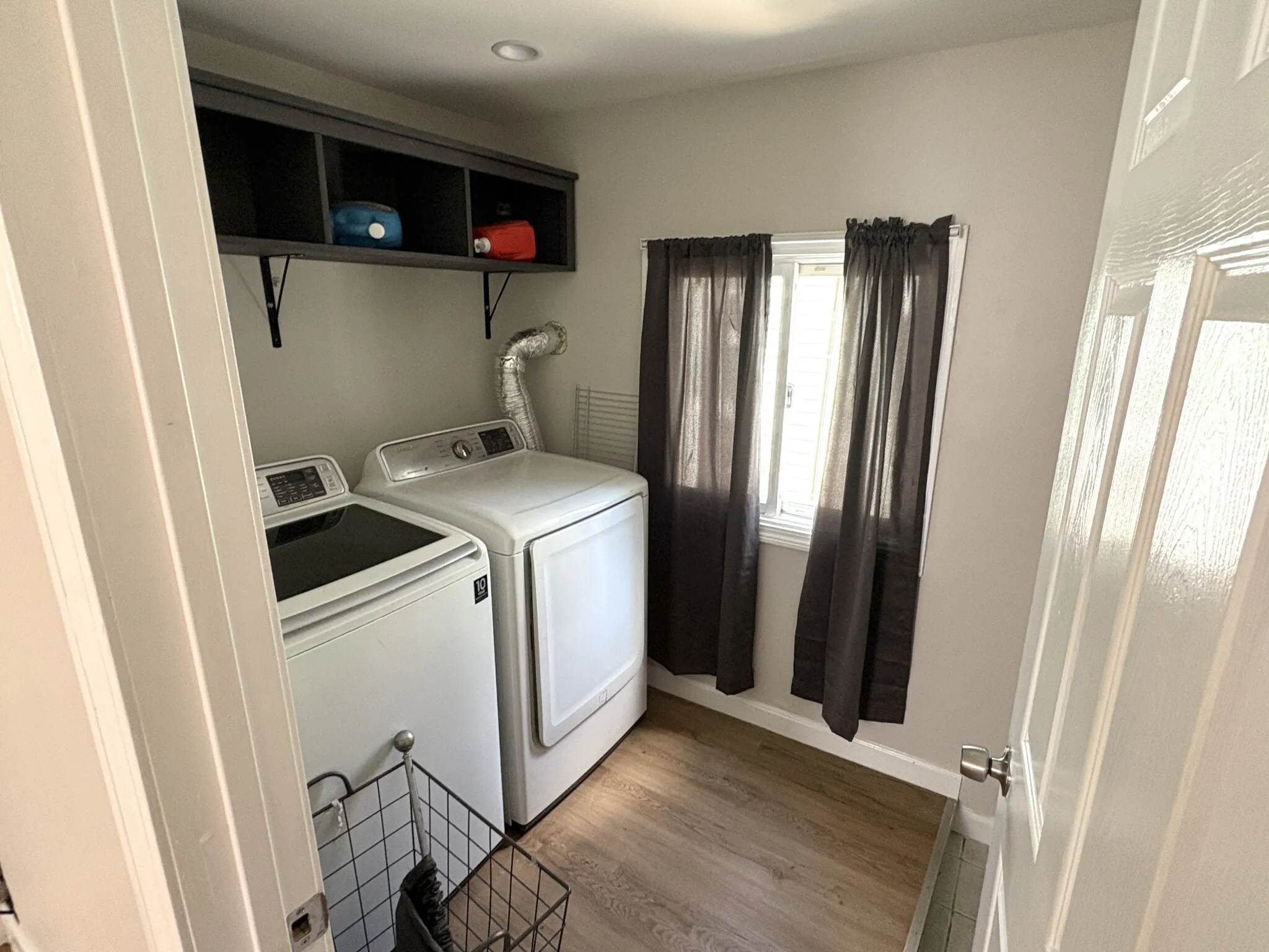3 bed, 1 bath apartment for rent at 110 Sciarappa St Unit 2, East Cambridge — photo 6 of 16
