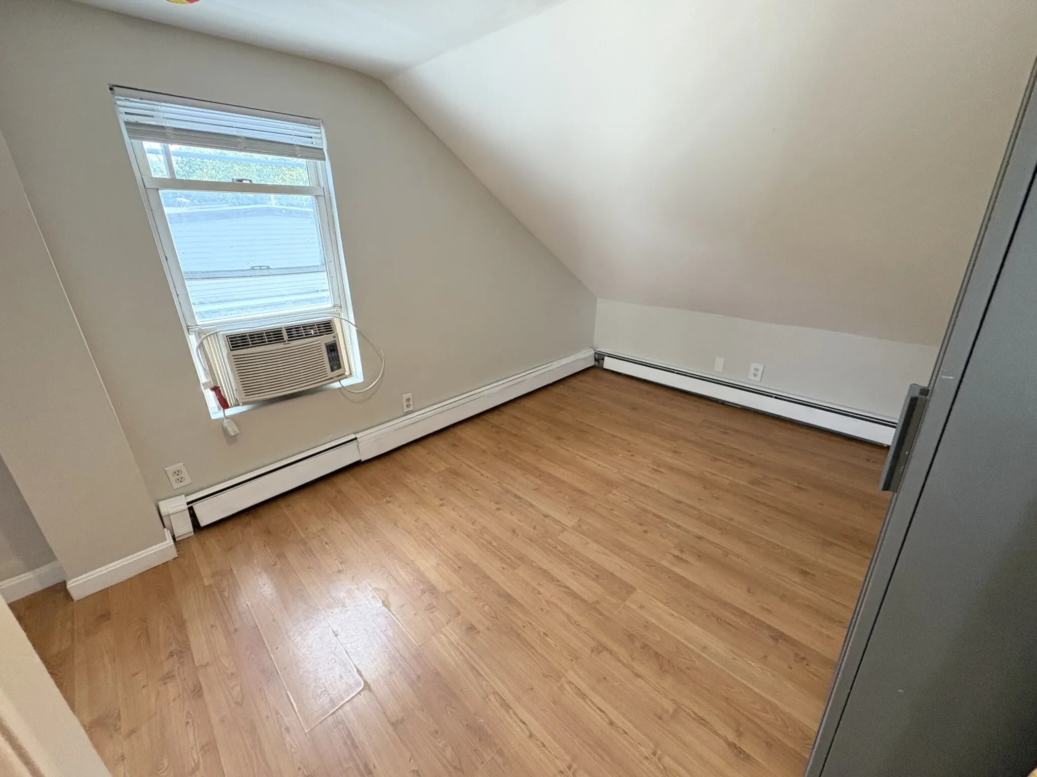 3 bed, 1 bath apartment for rent at 110 Sciarappa St Unit 2, East Cambridge — photo 13 of 16