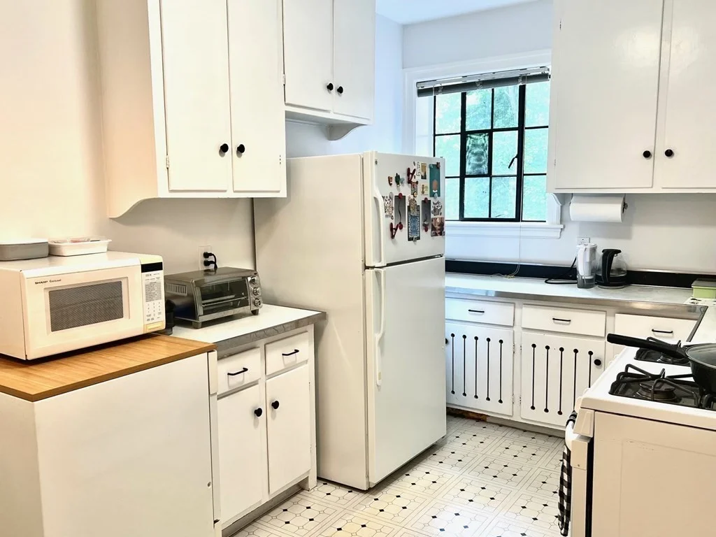 1 bed, 1 bath apartment for rent at 110 Sewall Ave Unit 1, Coolidge Corner — photo 7 of 12