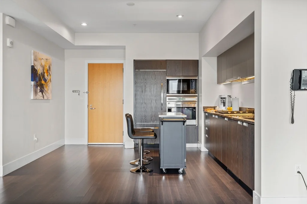 1 bed, 1 bath apartment for rent at 110 Stuart St Unit 19A, Back Bay — photo 12 of 15