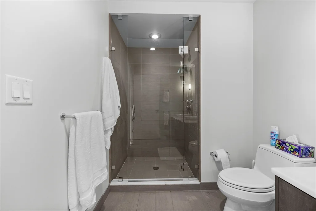 1 bed, 1 bath apartment for rent at 110 Stuart St Unit 19A, Back Bay — photo 8 of 15