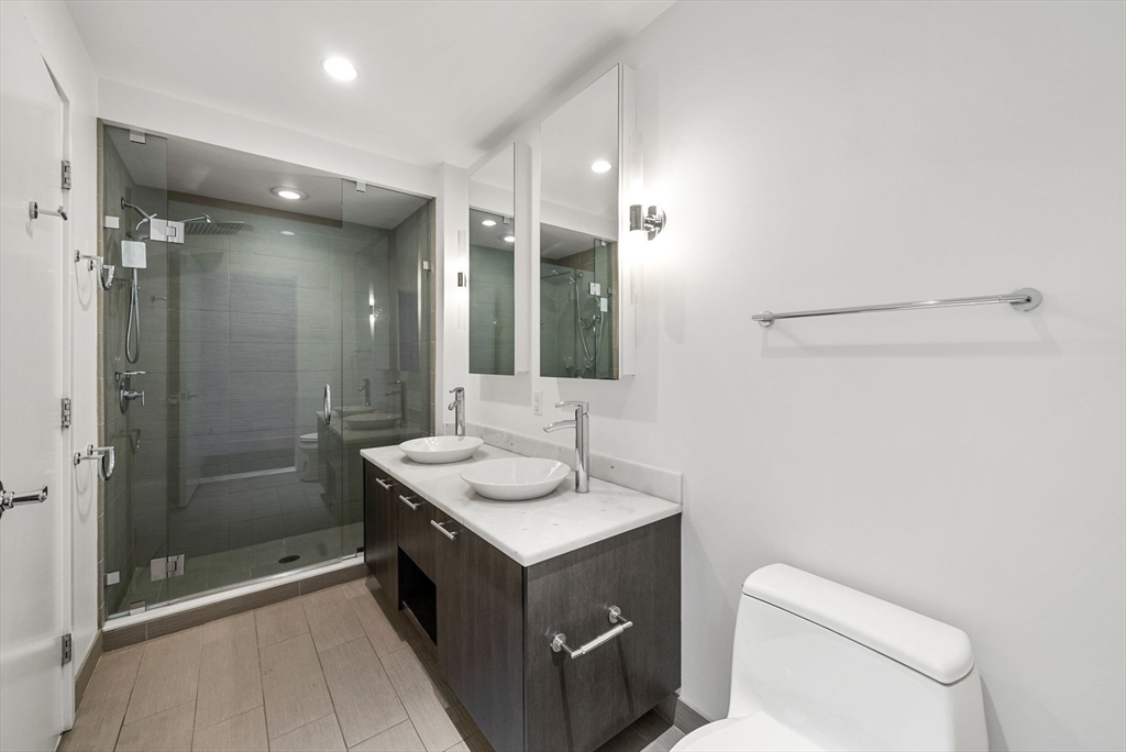 2 bed, 1 bath apartment for rent at 110 Stuart St Unit 19H, Back Bay — photo 11 of 24