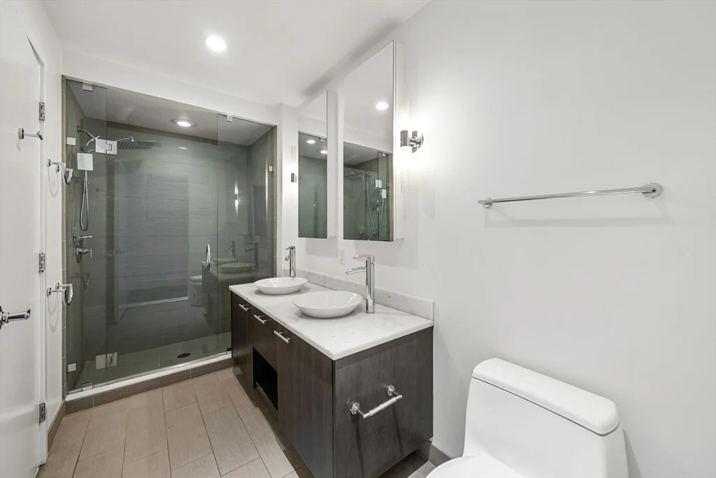 2 bed, 1 bath apartment for rent at 110 Stuart St Unit 19H, Boston Downtown — photo 11 of 24