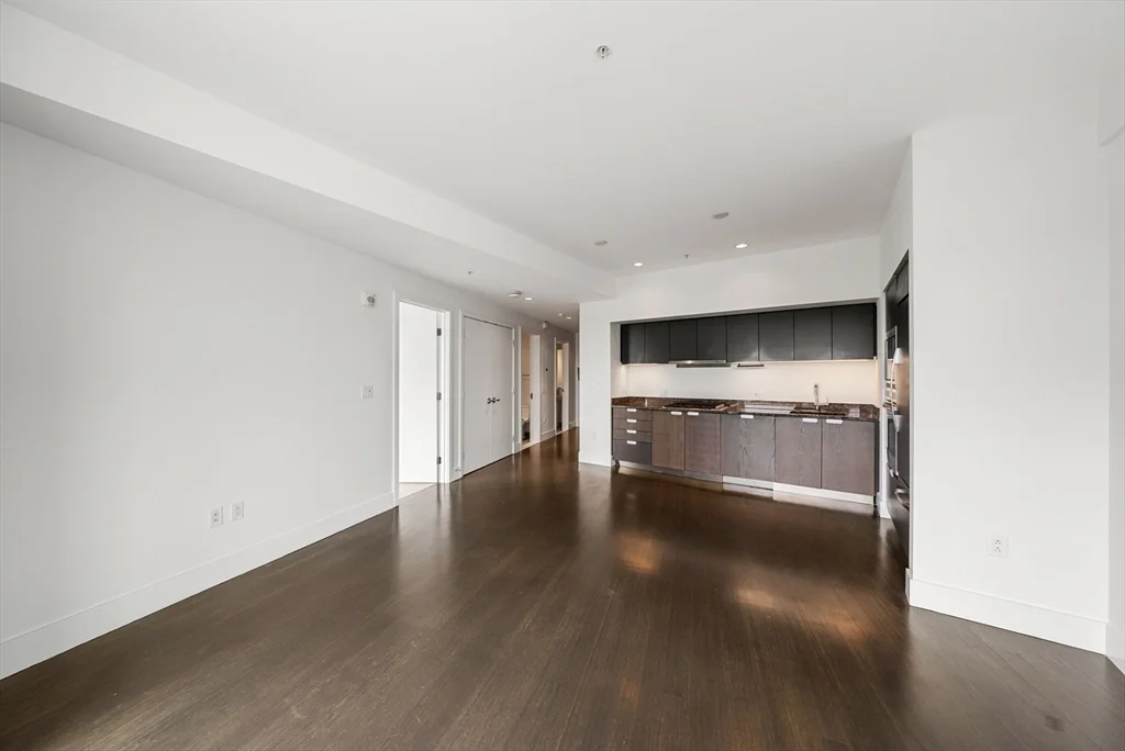 2 bed, 1 bath apartment for rent at 110 Stuart St Unit 19H, Boston Downtown — photo 4 of 24