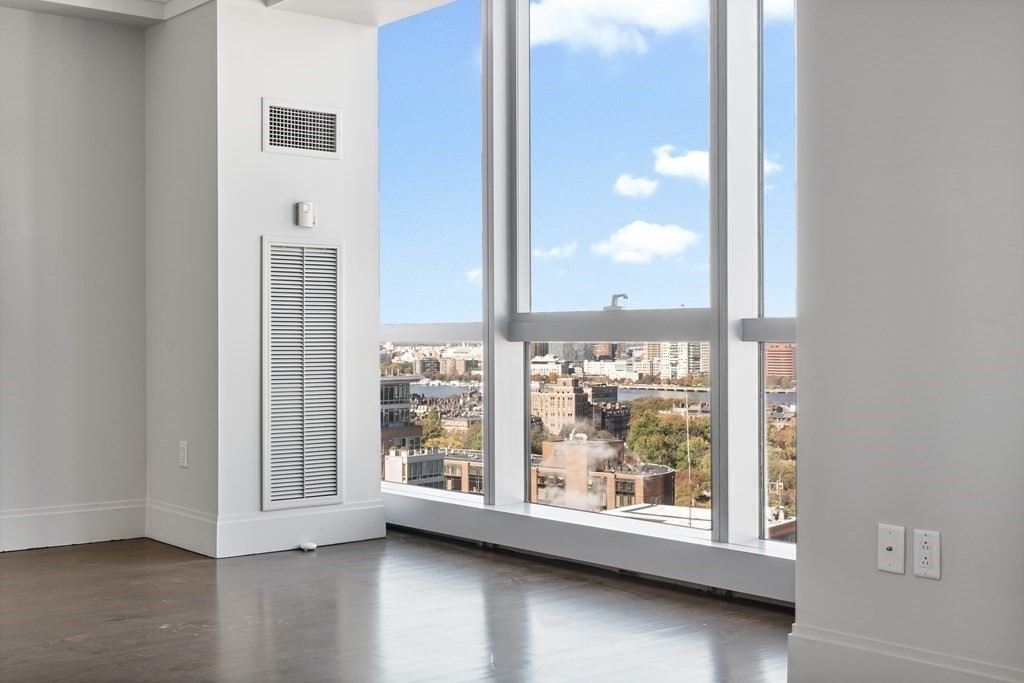 2 bed, 2.5 bath apartment for rent at 110 Stuart St Unit 20E, Boston Downtown — photo 10 of 28