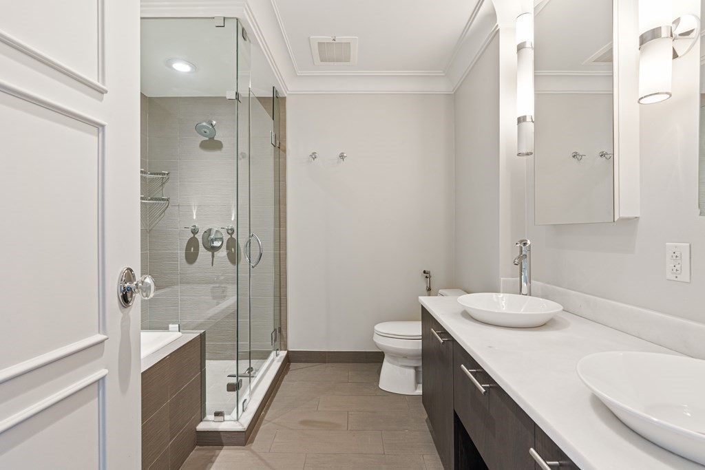 2 bed, 2.5 bath apartment for rent at 110 Stuart St Unit 20E, Boston Downtown — photo 20 of 28
