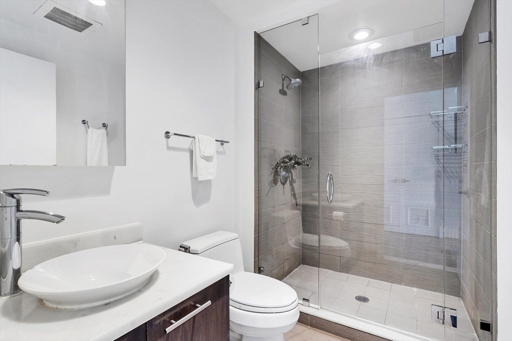 Studio bed, 1 bath apartment for rent at 110 Stuart St Unit 21I, Boston Downtown — photo 13 of 18