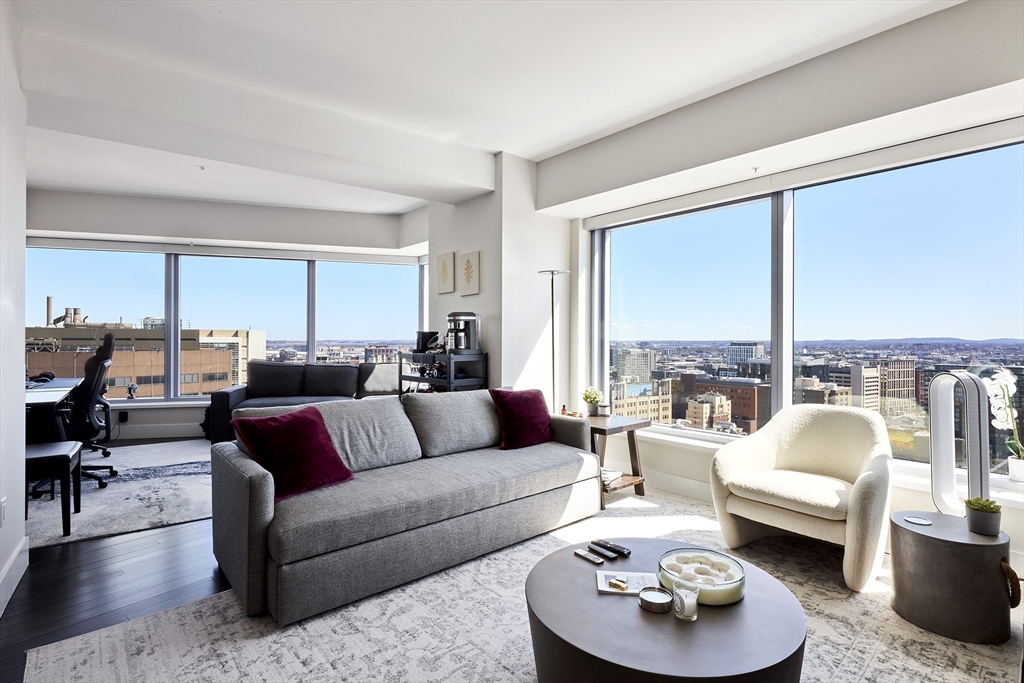 1 bed, 1 bath apartment for rent at 110 Stuart St Unit 22H, Back Bay — photo 2 of 26