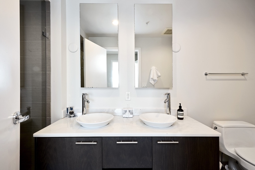 1 bed, 1 bath apartment for rent at 110 Stuart St Unit 22H, Back Bay — photo 10 of 26
