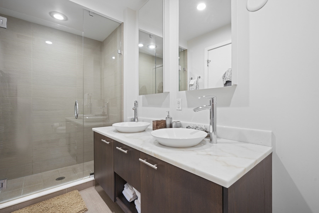 1 bed, 1 bath apartment for rent at 110 Stuart St Unit 24H, Back Bay — photo 17 of 29