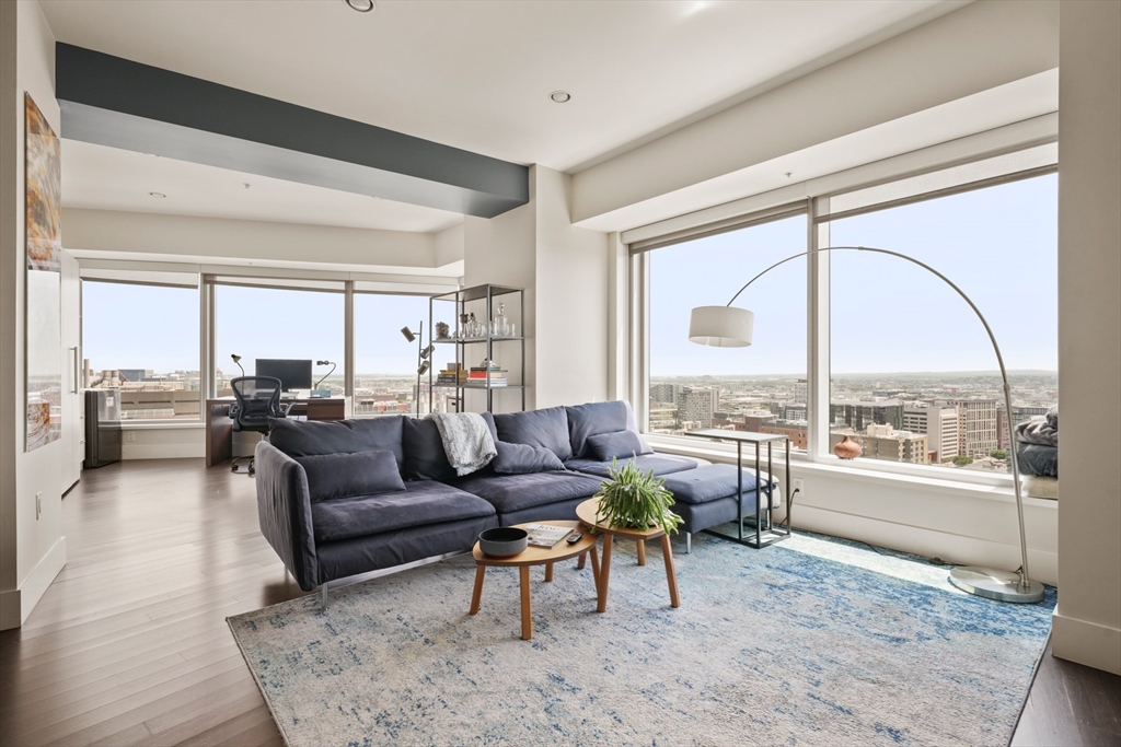 1 bed, 1 bath apartment for rent at 110 Stuart St Unit 24H, Back Bay — photo 3 of 29