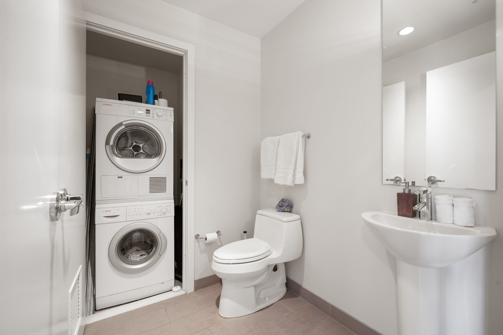 1 bed, 1 bath apartment for rent at 110 Stuart St Unit 24H, Back Bay — photo 20 of 29