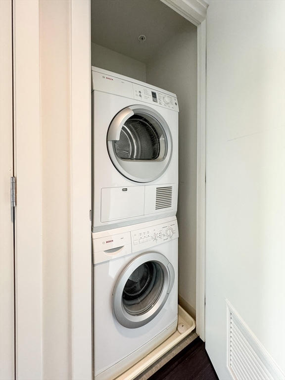 1 bed, 1 bath apartment for rent at 110 Stuart St Unit 25A, Back Bay — photo 6 of 21