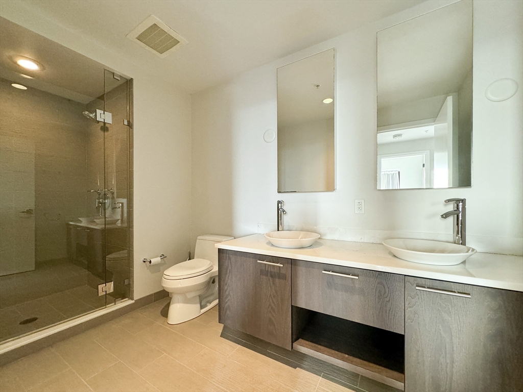 1 bed, 1 bath apartment for rent at 110 Stuart St Unit 25A, Back Bay — photo 3 of 21