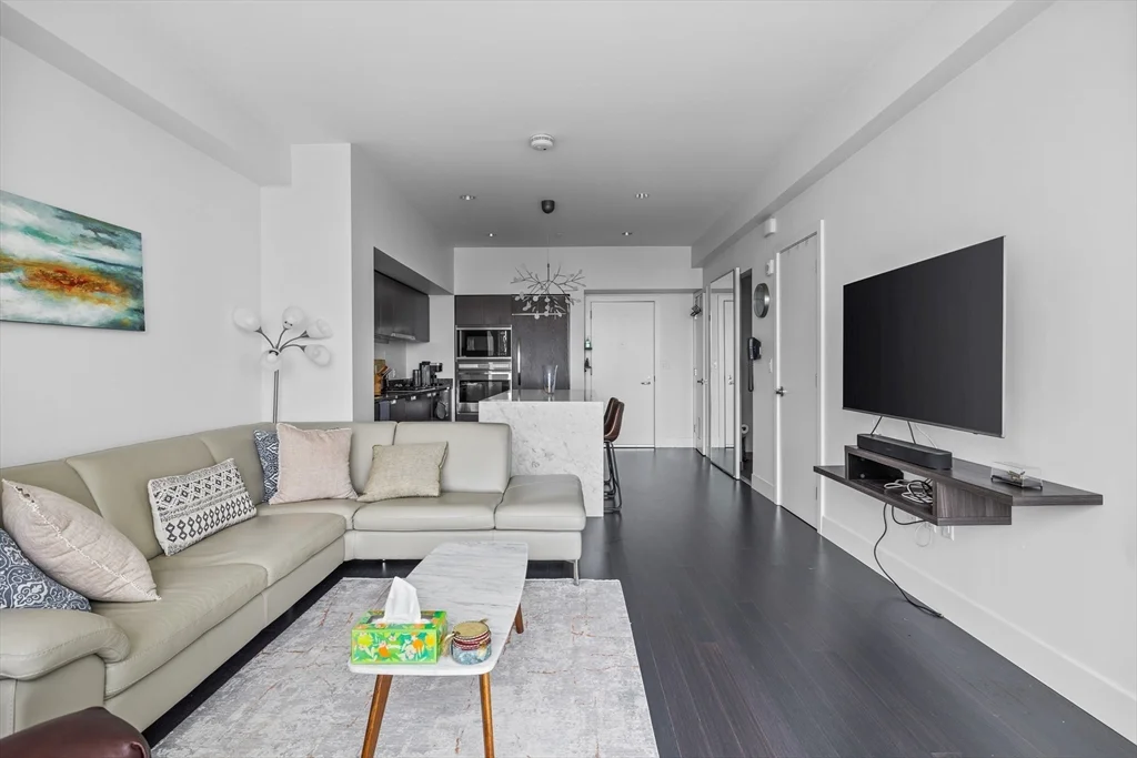 1 bed, 1 bath apartment for rent at 110 Stuart St Unit 26F, Back Bay — photo 6 of 36