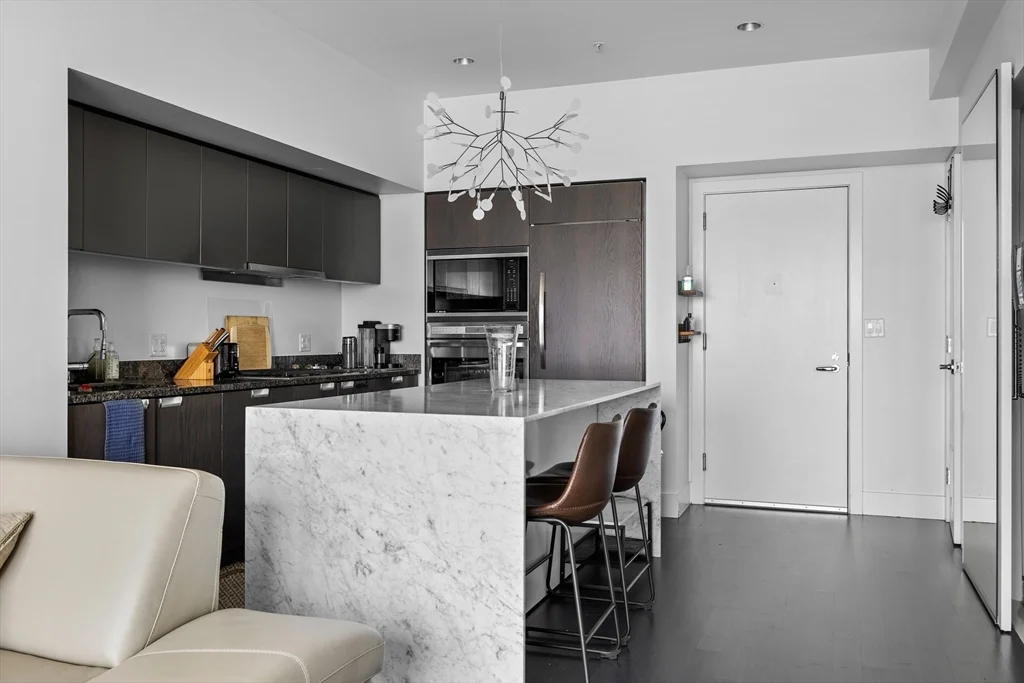 1 bed, 1 bath apartment for rent at 110 Stuart St Unit 26F, Back Bay — photo 8 of 36