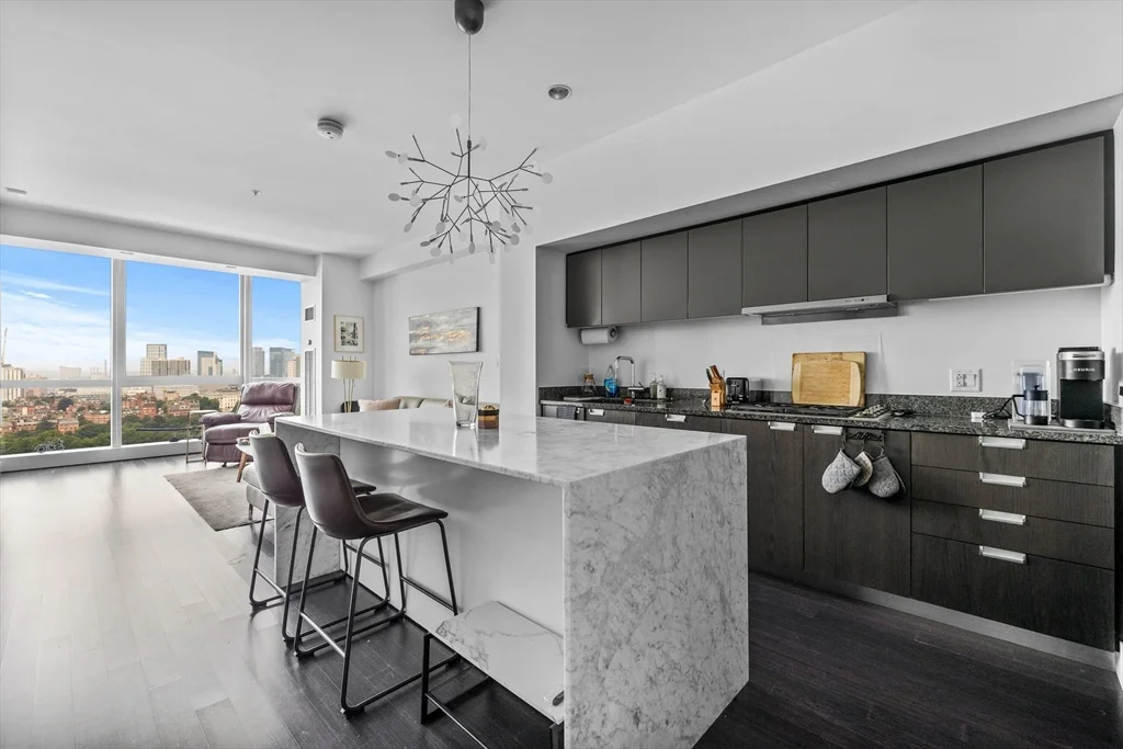 1 bed, 1 bath apartment for rent at 110 Stuart St Unit 26F, Back Bay — photo 2 of 36
