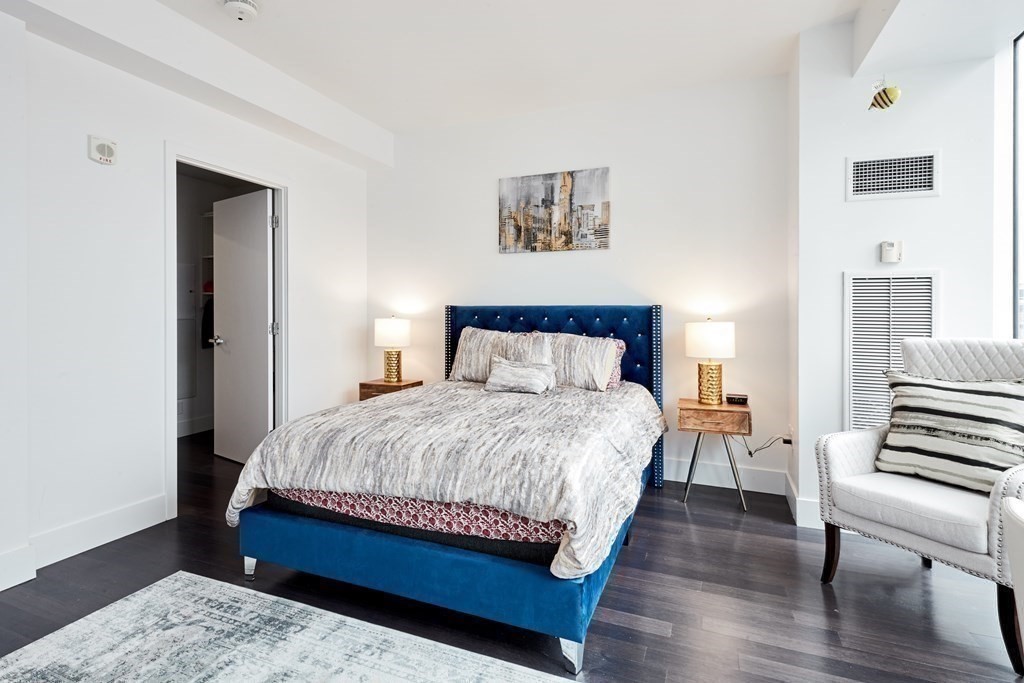1 bed, 1 bath apartment for rent at 110 Stuart Unit 16F, Back Bay — photo 7 of 19