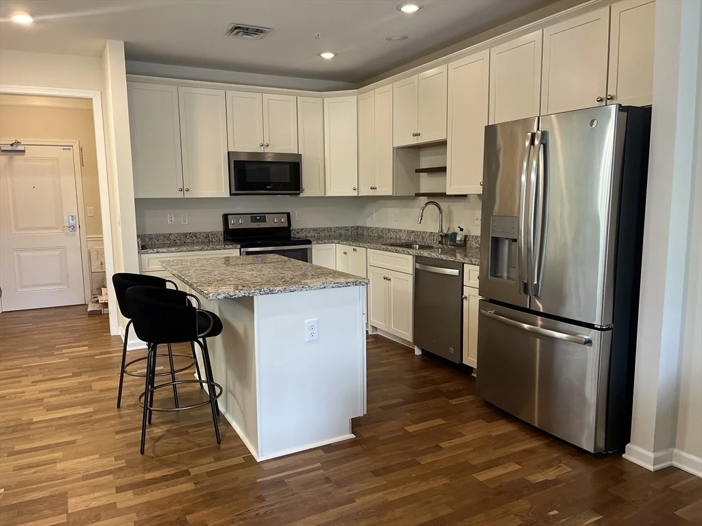 2 bed, 2 bath apartment for rent at 110 Trotter Rd Unit 308, Weymouth — photo 2 of 11