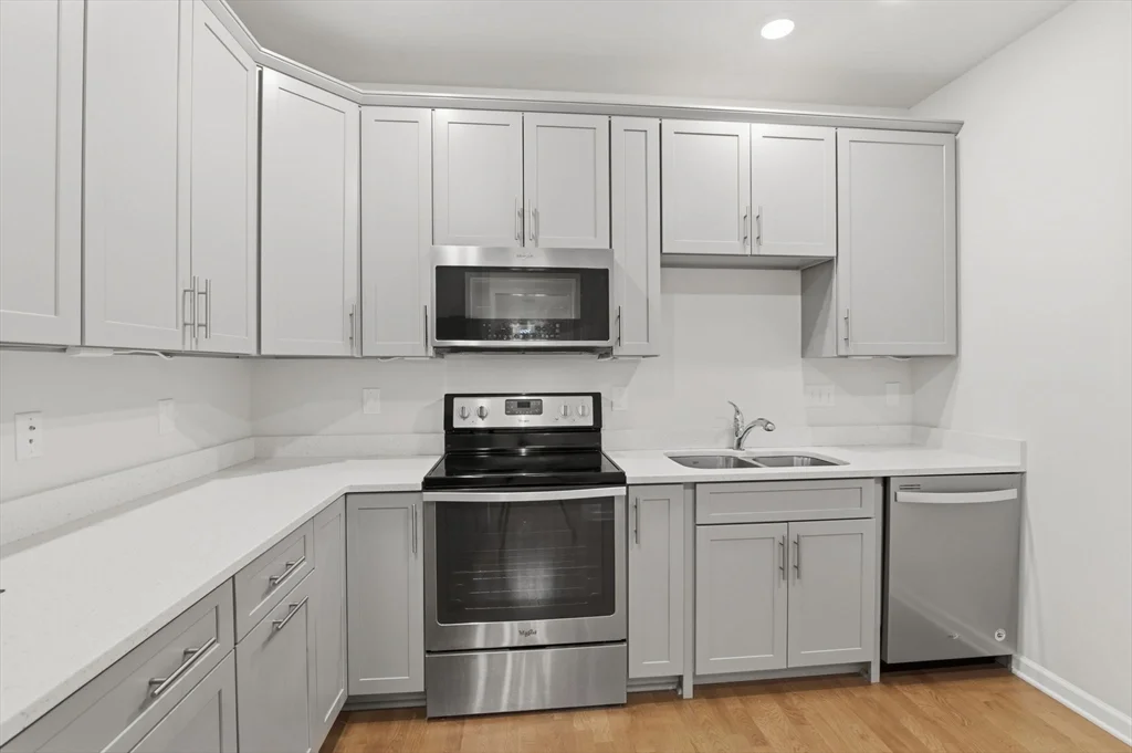 2 bed, 2 bath apartment for rent at 110 Trotter Rd Unit 401, Weymouth — photo 8 of 42