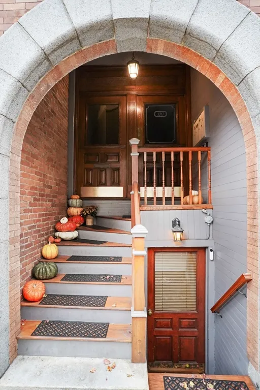2 bed, 1 bath apartment for rent at 110 Union Park St Unit 2, South End — photo 19 of 21