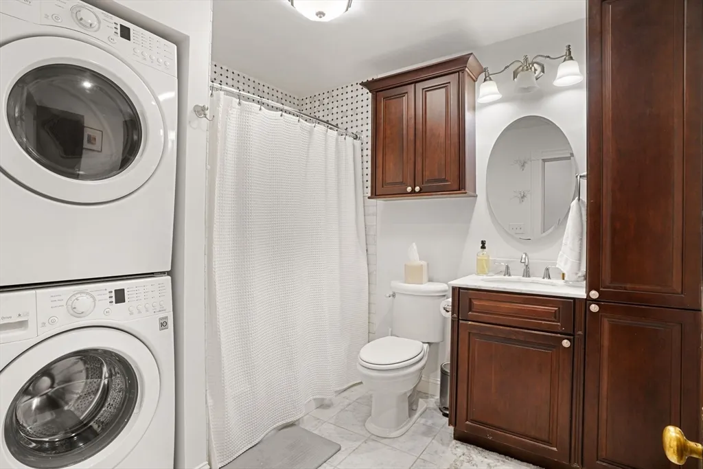 2 bed, 1 bath apartment for rent at 110 Union Park St Unit 2, South End — photo 15 of 21