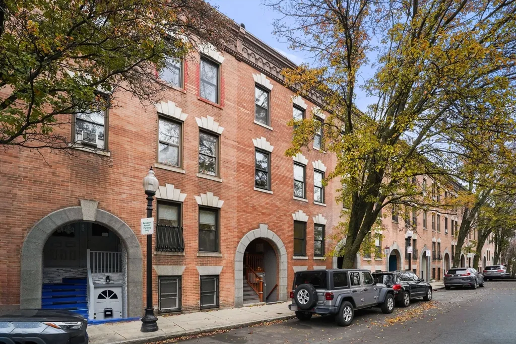 2 bed, 1 bath apartment for rent at 110 Union Park St Unit 2, South End — photo 21 of 21