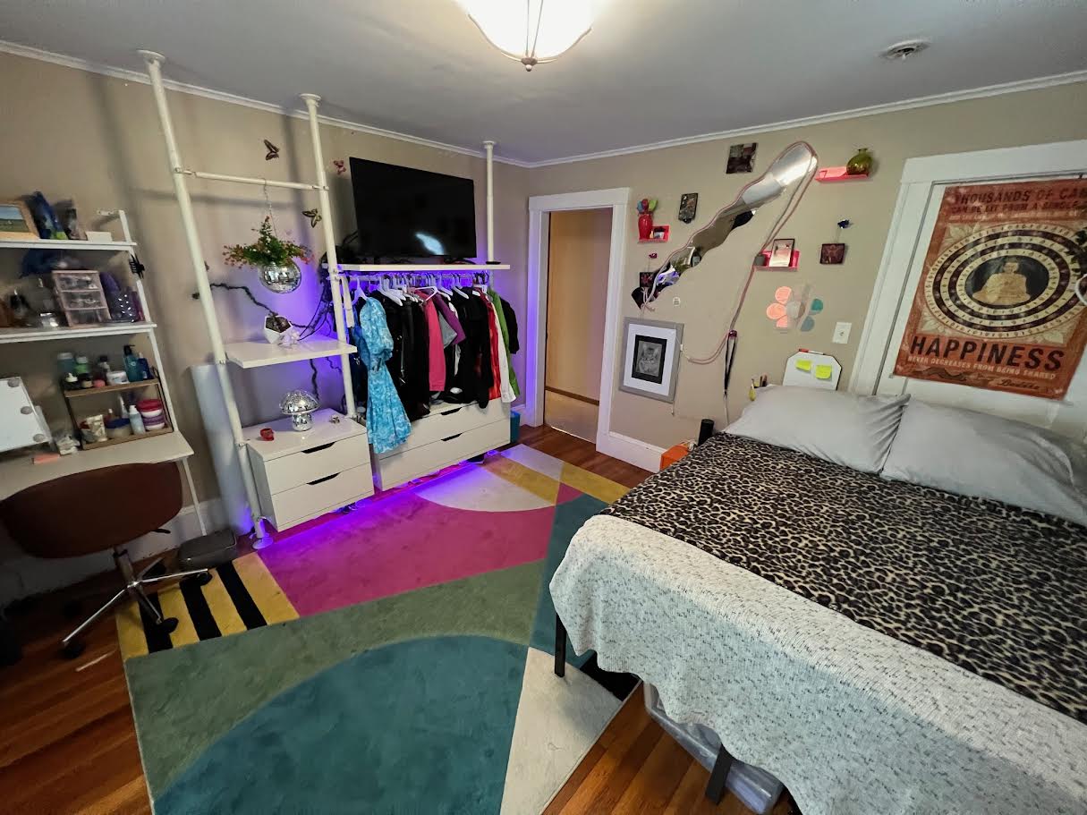 2.5 bed, 1 bath apartment for rent at 110 Walnut St Unit 1, Watertown — photo 10 of 14