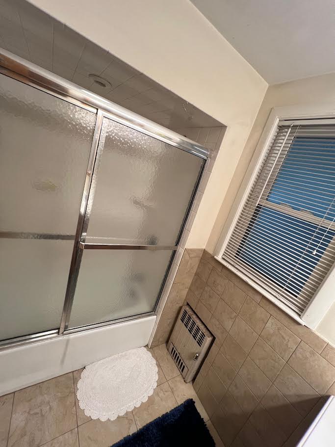 2.5 bed, 1 bath apartment for rent at 110 Walnut St Unit 1, Watertown — photo 12 of 14
