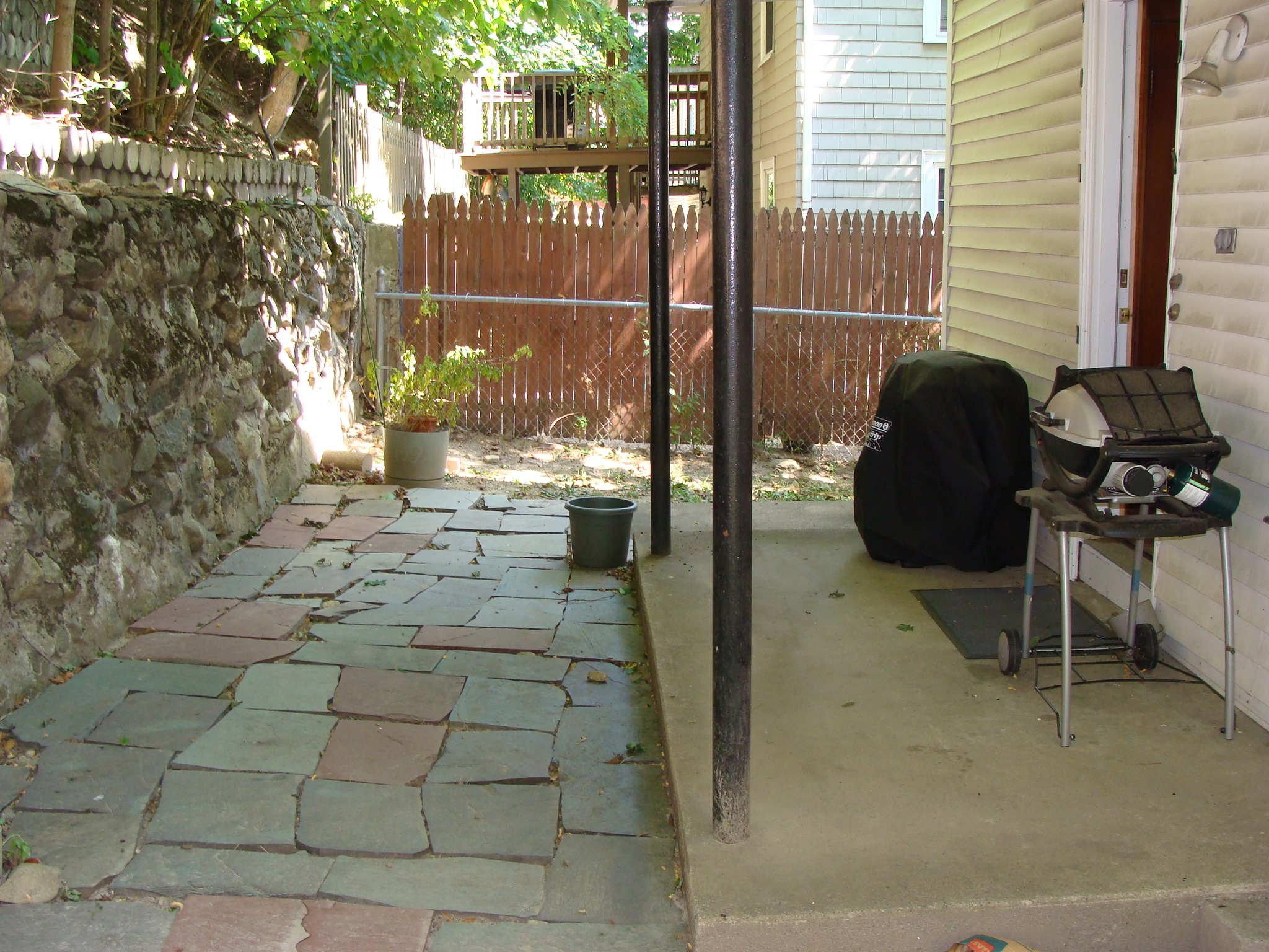 2.5 bed, 1 bath apartment for rent at 110 Walnut St Unit 1, Watertown — photo 14 of 14
