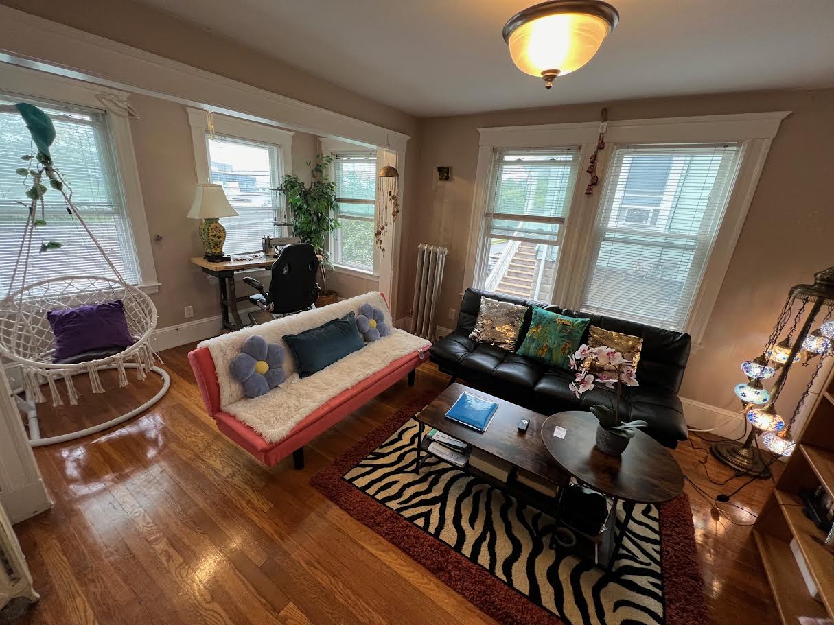 2.5 bed, 1 bath apartment for rent at 110 Walnut St Unit 1, Watertown — photo 3 of 14