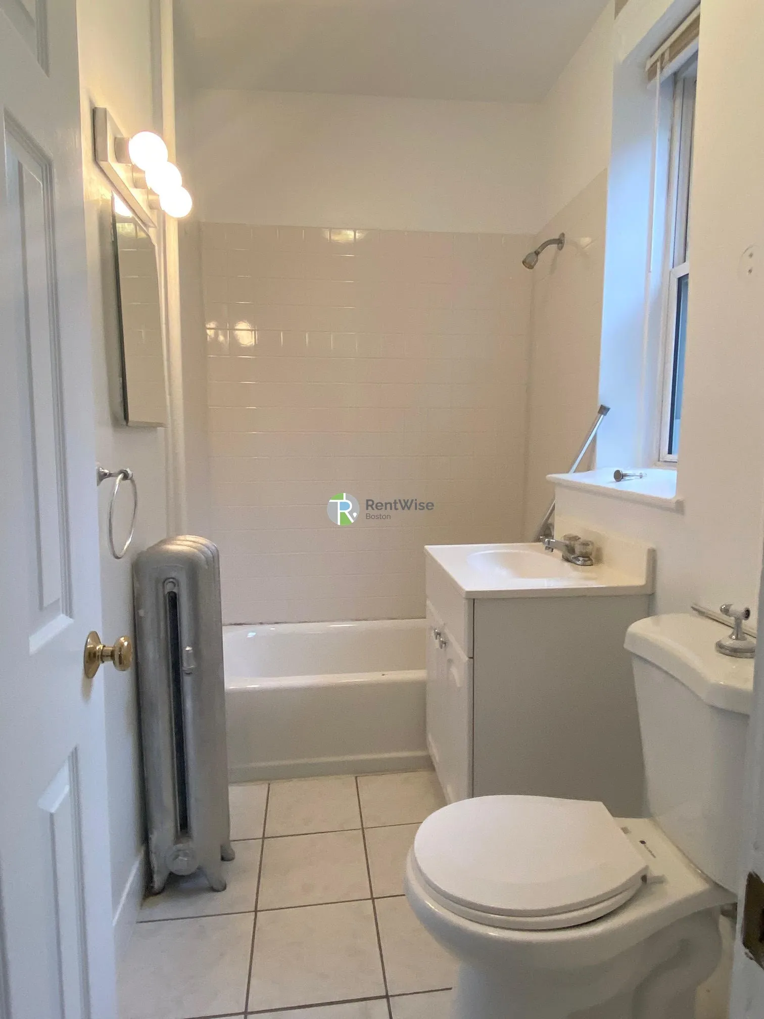 1 bed, 1 bath apartment for rent at 110 Warren St Unit 12, Brighton — photo 9 of 14