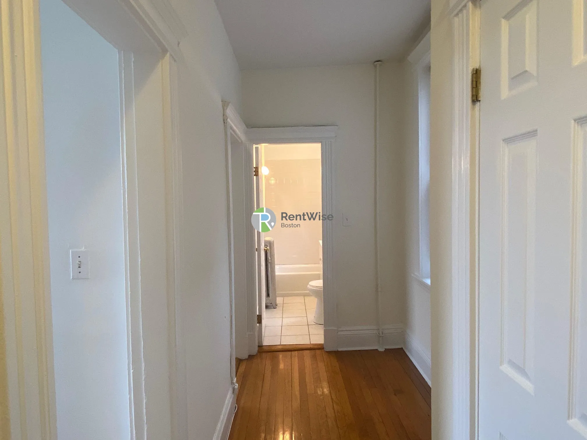 1 bed, 1 bath apartment for rent at 110 Warren St Unit 12, Brighton — photo 4 of 14