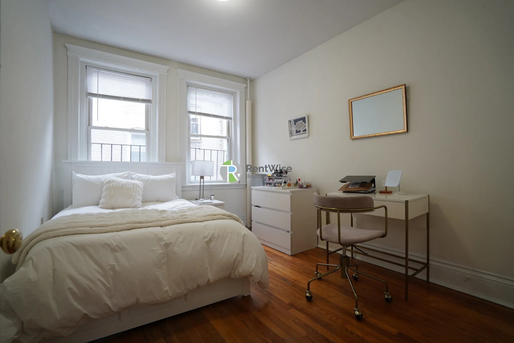 1 bed, 1 bath apartment for rent at 110 Warren St Unit 16, Brighton — photo 9 of 16