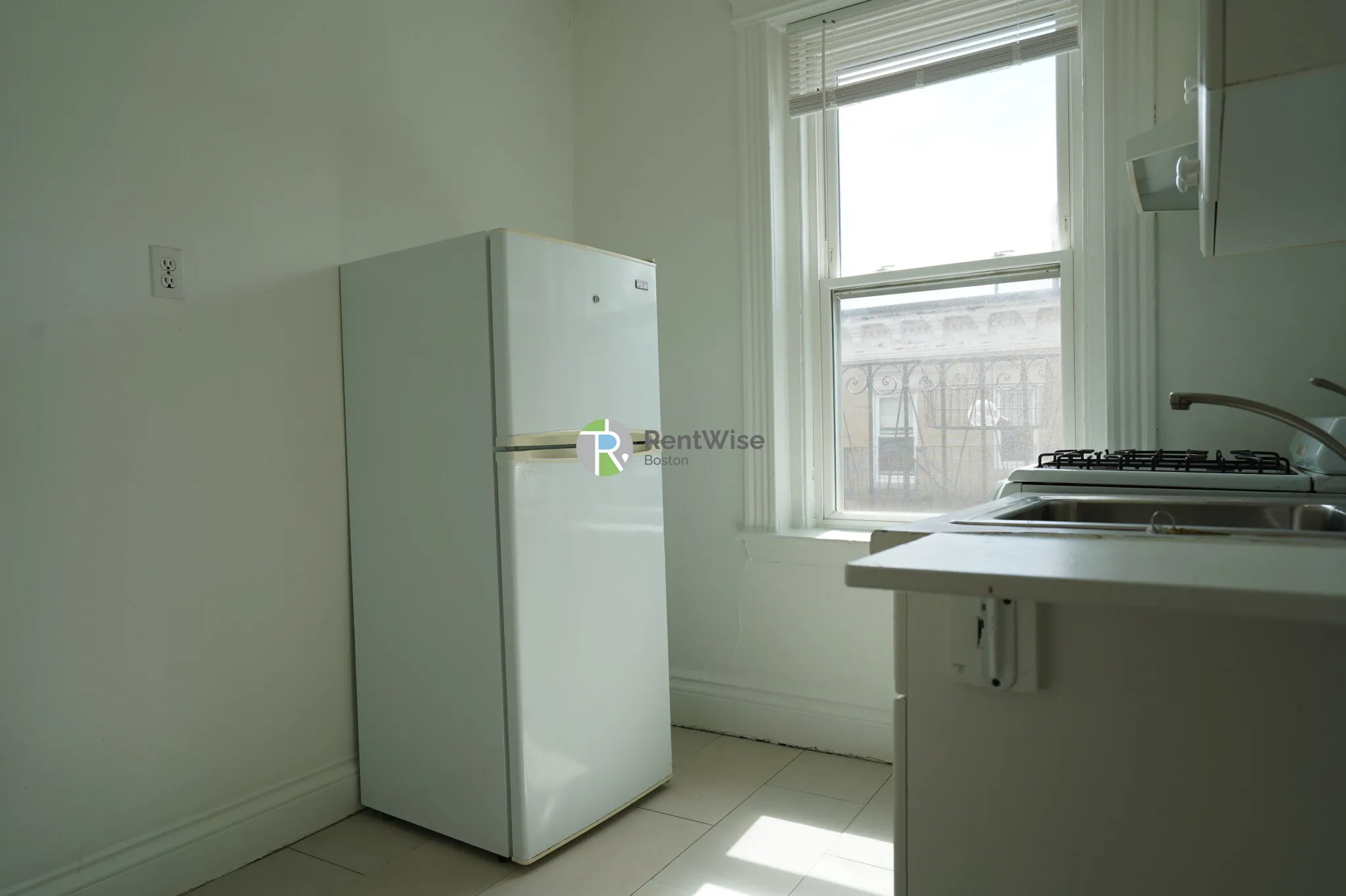 1 bed, 1 bath apartment for rent at 110 Warren St Unit 20, Brighton — photo 6 of 19