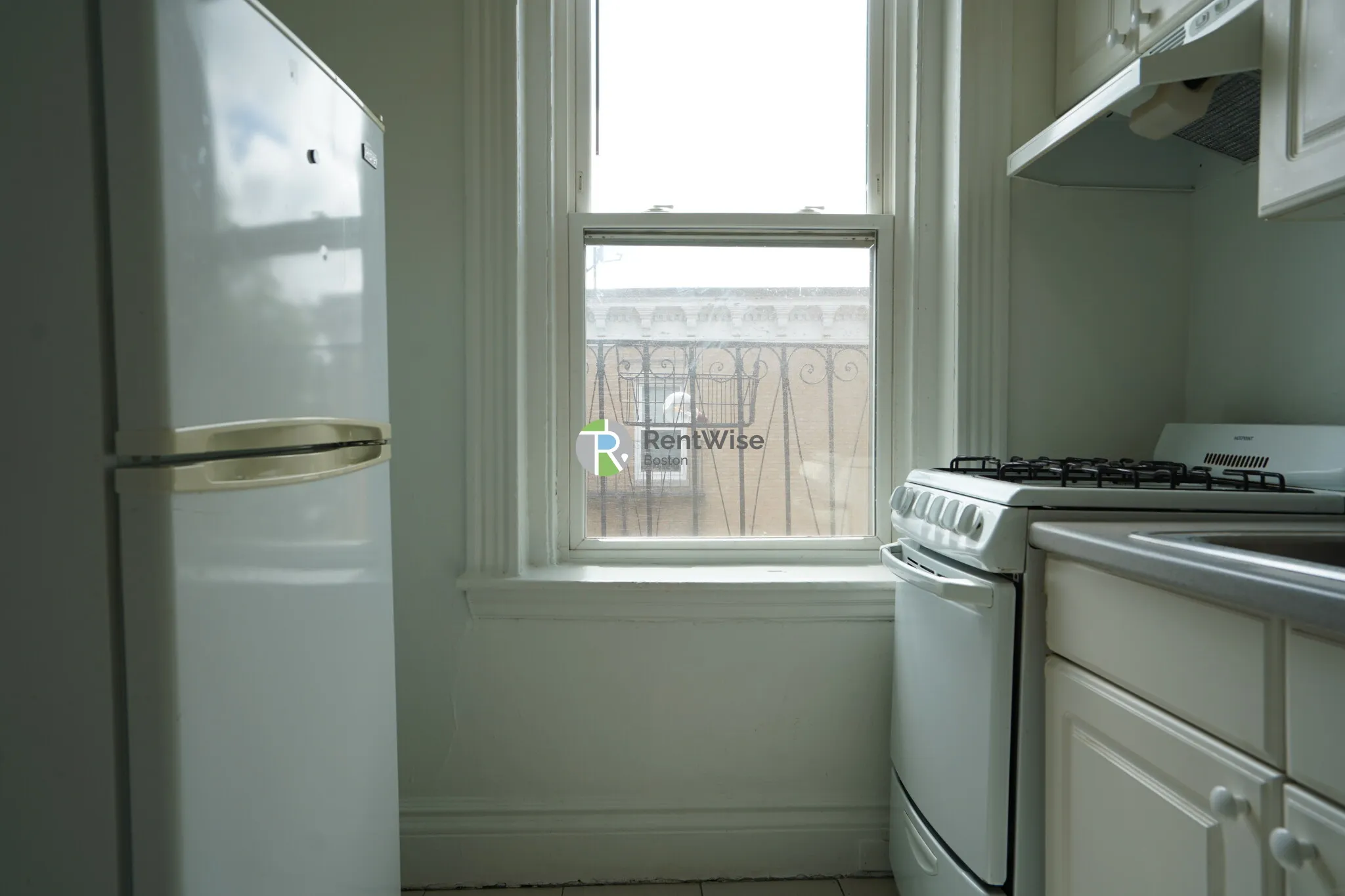 1 bed, 1 bath apartment for rent at 110 Warren St Unit 20, Brighton — photo 7 of 19