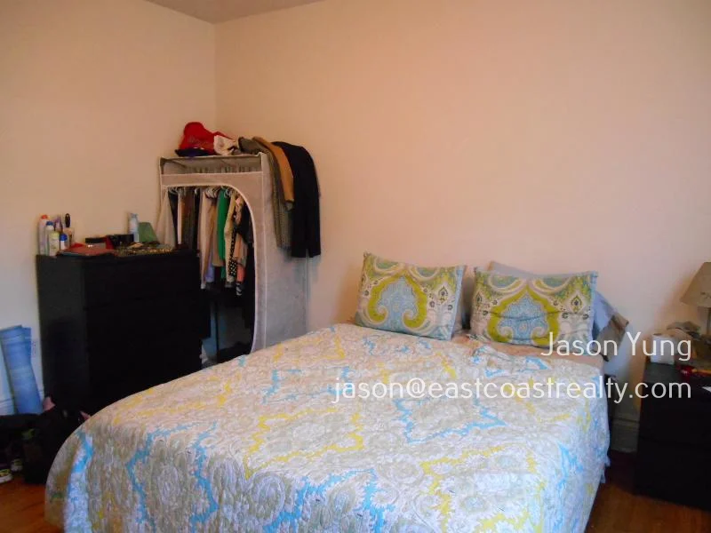 Studio bed, 1 bath apartment for rent at 110 Warren St Unit 23, Brighton — photo 4 of 28
