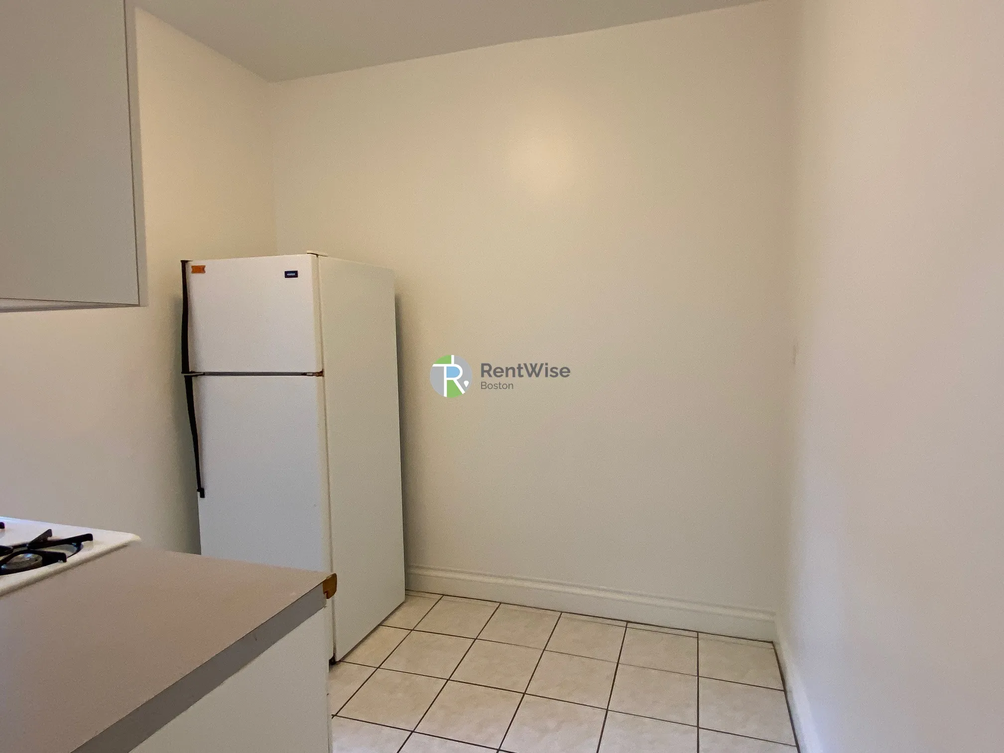 Studio bed, 1 bath apartment for rent at 110 Warren St Unit 23, Brighton — photo 16 of 28