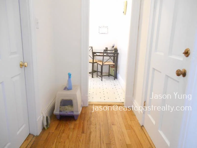 Studio bed, 1 bath apartment for rent at 110 Warren St Unit 23, Brighton — photo 24 of 28