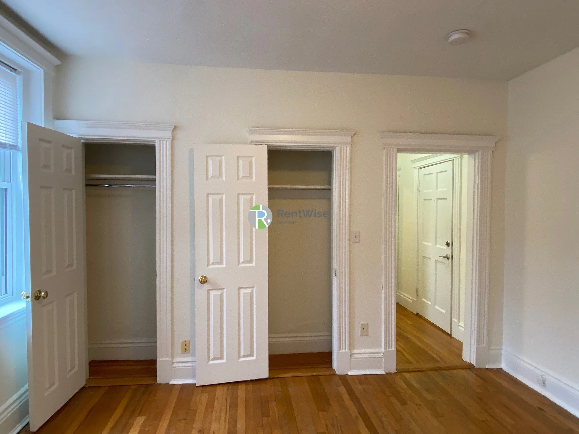 Studio bed, 1 bath apartment for rent at 110 Warren St Unit 23, Brighton — photo 9 of 28