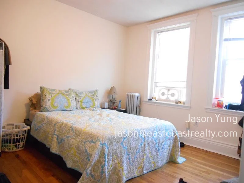 Studio bed, 1 bath apartment for rent at 110 Warren St Unit 23, Brighton — photo 1 of 28
