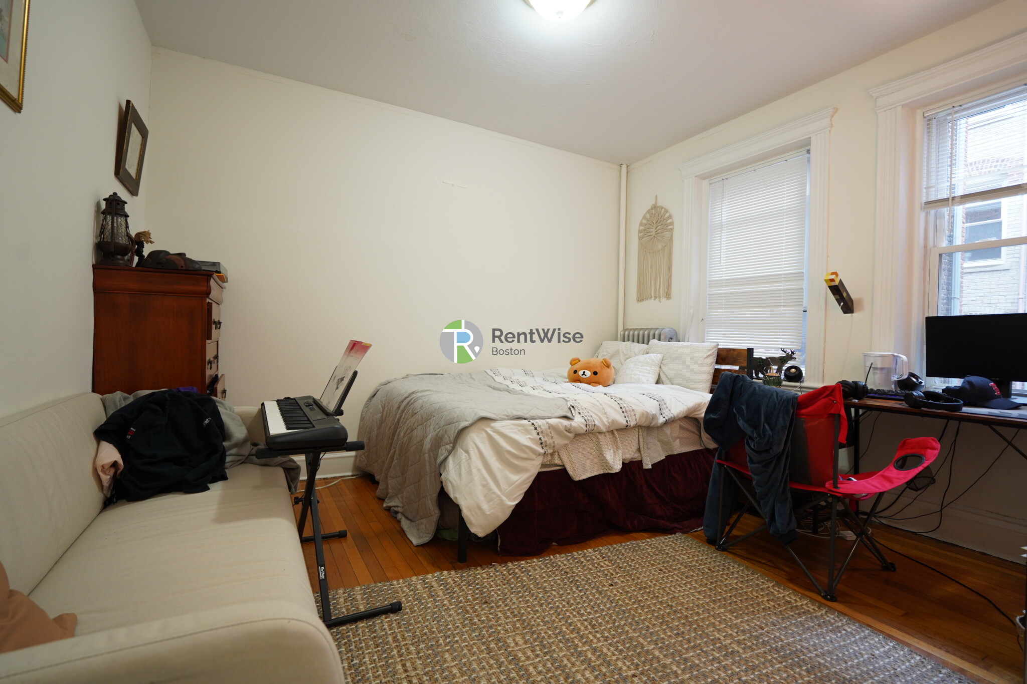 1 bed, 1 bath apartment for rent at 110 Warren St Unit 5, Brighton