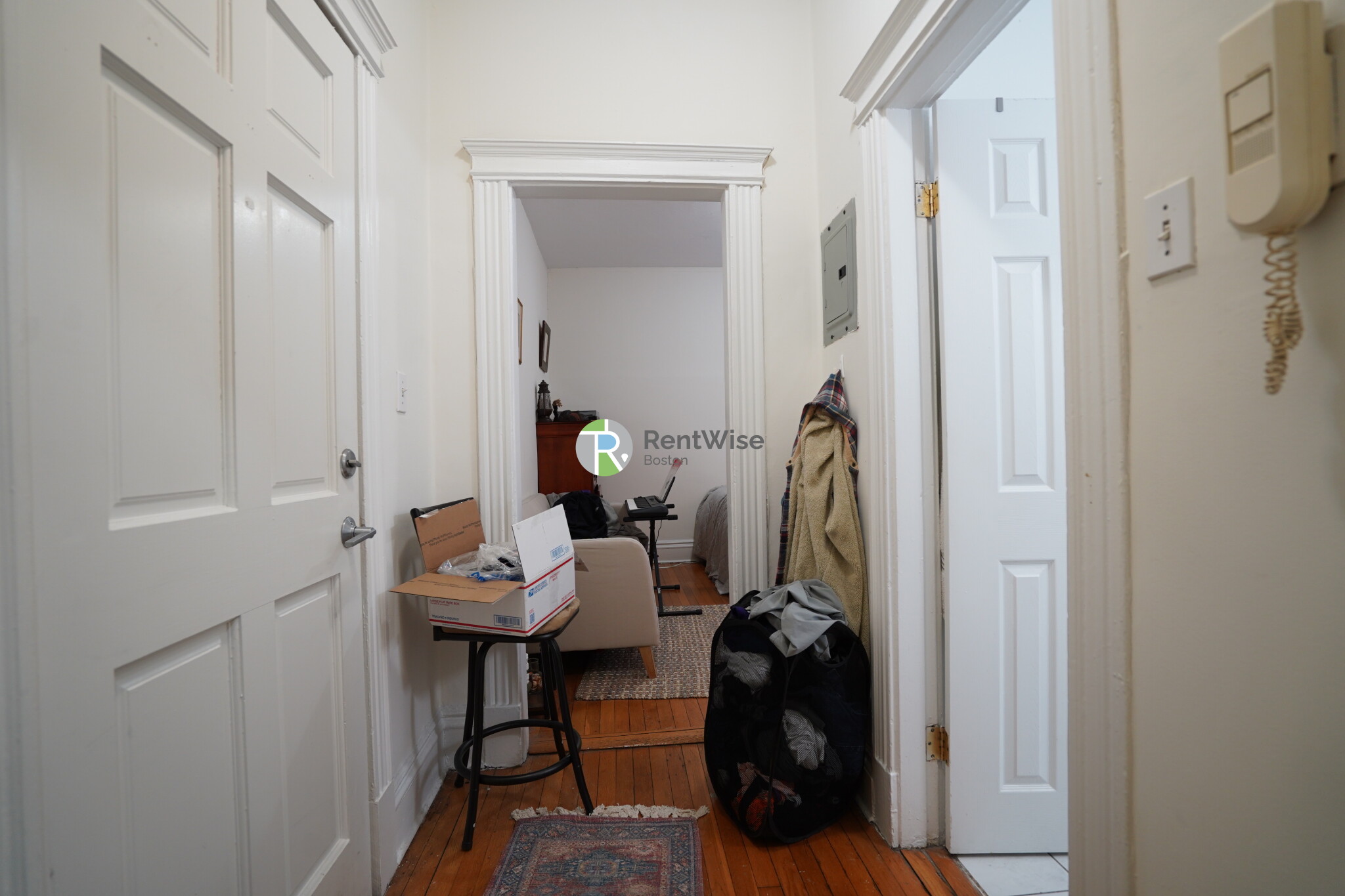 1 bed, 1 bath apartment for rent at 110 Warren St Unit 5, Brighton — photo 8 of 12