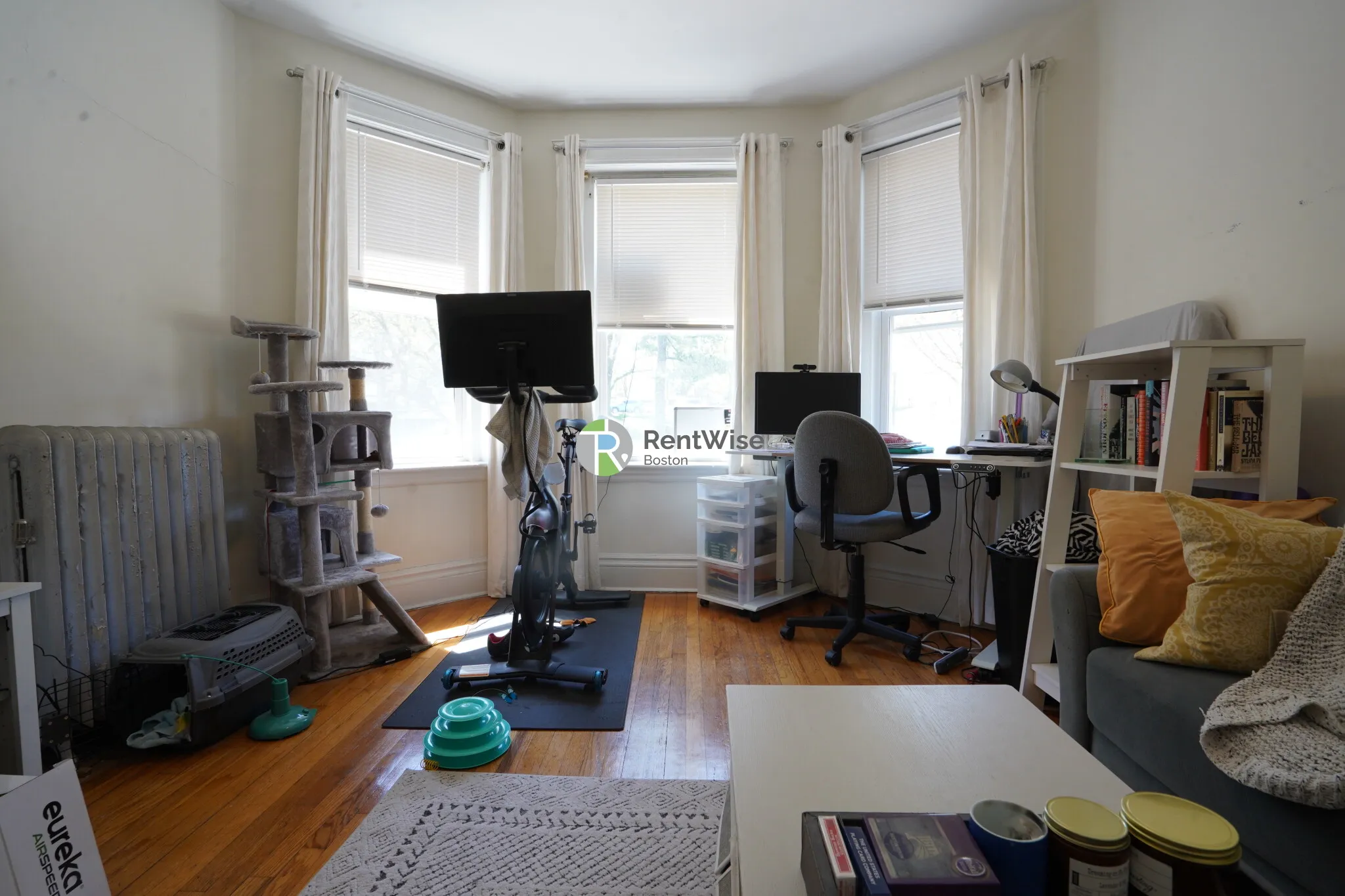 1 bed, 1 bath apartment for rent at 110 Warren St Unit 7, Brighton
