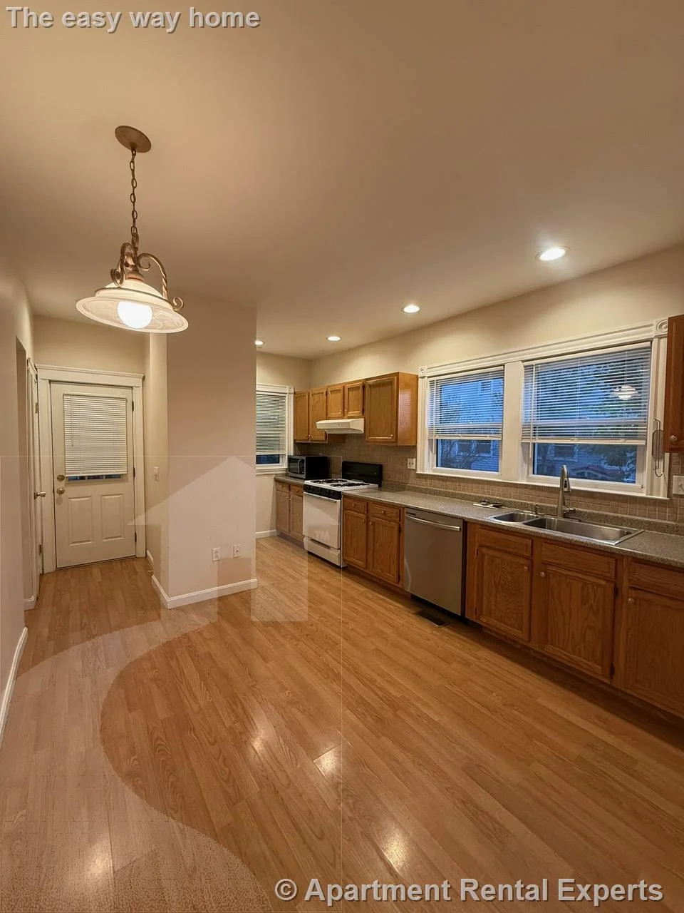 2 bed, 1 bath apartment for rent at 110 West Quincy St Unit 1, Tufts — photo 1 of 21