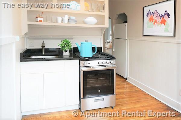 2 bed, 1 bath apartment for rent at 110 Willow St Unit 4, Inman Square — photo 3 of 4