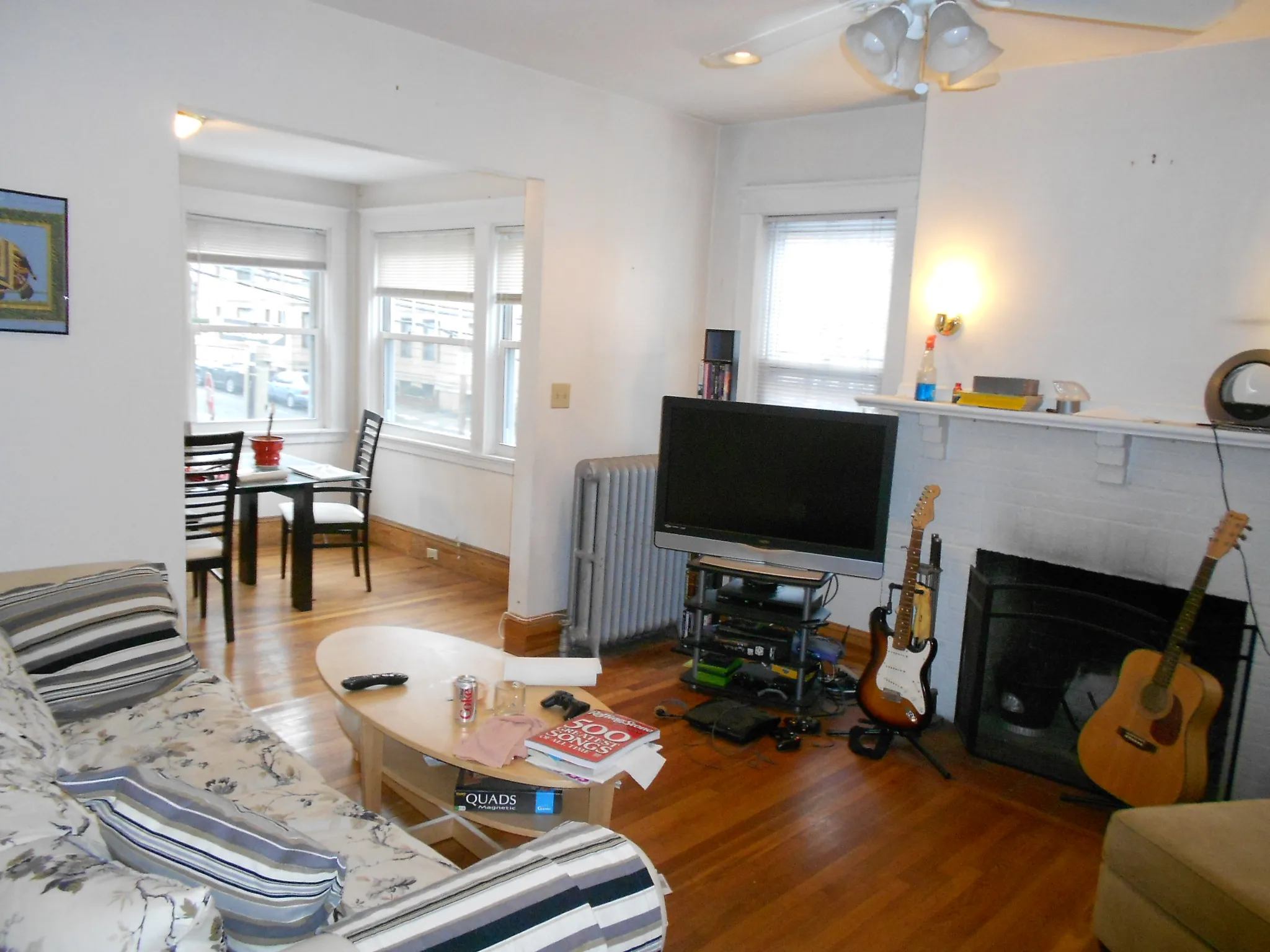 4 bed, 1 bath apartment for rent at 110 Winchester St Unit 1, North Brookline — photo 2 of 10