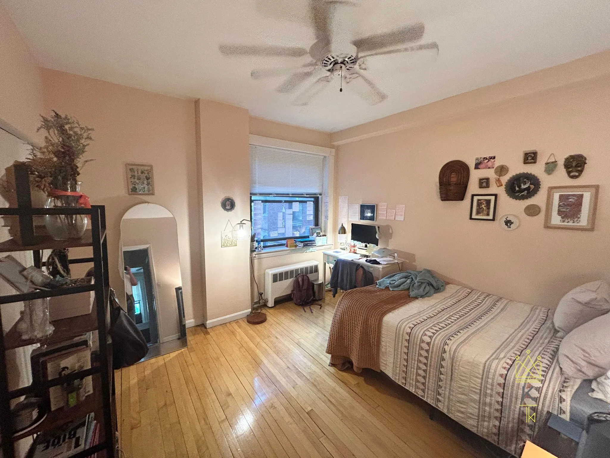 2 bed, 1 bath apartment for rent at 1100 Beacon St Unit 1, Brookline — photo 5 of 11