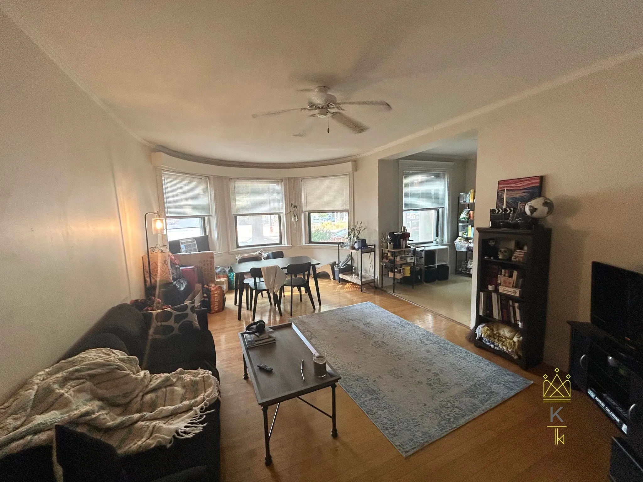2 bed, 1 bath apartment for rent at 1100 Beacon St Unit 1, Brookline